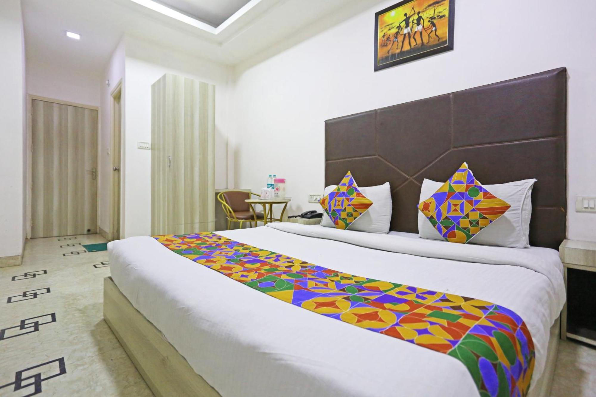 Hotel Sterling Inn, 뉴델리 객실 사진