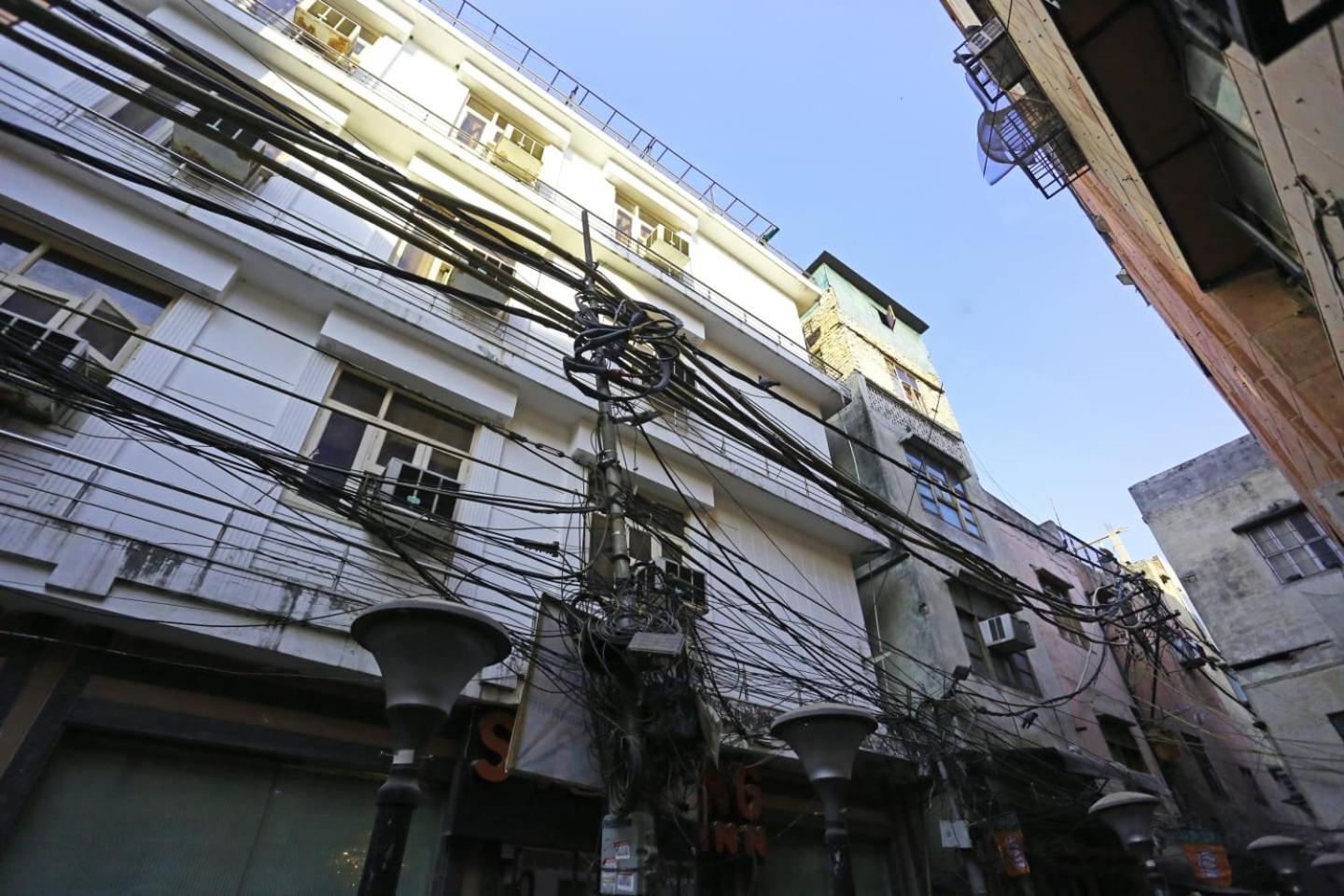 Hotel Sterling Inn, 뉴델리 외부 사진